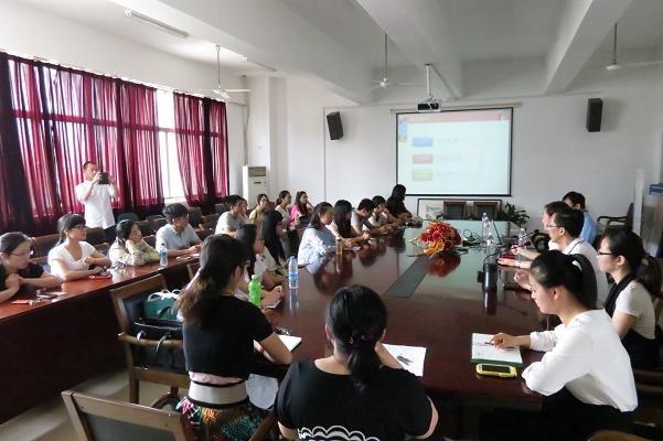 足球篮球官方直播平台举办北京外国语大学2014年暑期夏令营宣讲会